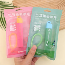 Load image into Gallery viewer, Stain Remover Pen - Image 7