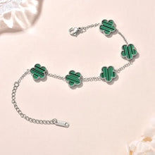Load image into Gallery viewer, Clover Charm Bracelet - Image 4