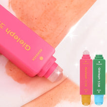 Load image into Gallery viewer, Stain Remover Pen - Image 5