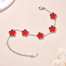 Load image into Gallery viewer, Clover Charm Bracelet - Image 8