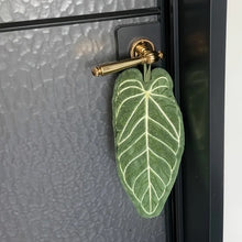Load image into Gallery viewer, Tropical Leaf Hand Towel - Image 2
