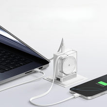 Load image into Gallery viewer, Retractable USB-C Charger - Image 1
