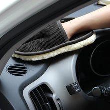 Load image into Gallery viewer, Plush Car Care Mitt - Image 3

