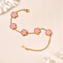 Load image into Gallery viewer, Clover Charm Bracelet - Image 11
