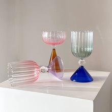 Load image into Gallery viewer, Geometric Gradient Wine Glass - Image 2
