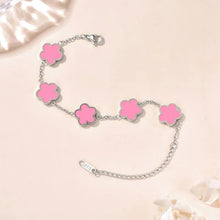 Load image into Gallery viewer, Clover Charm Bracelet - Image 10
