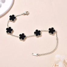 Load image into Gallery viewer, Clover Charm Bracelet - Image 14
