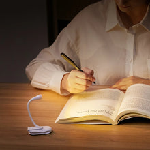 Load image into Gallery viewer, Portable Book Lamp - Image 4
