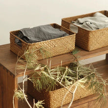 Load image into Gallery viewer, Storage Wicker Basket - Image 2
