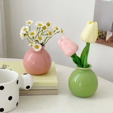 Load image into Gallery viewer, Pastel Flower Vase - Image 5
